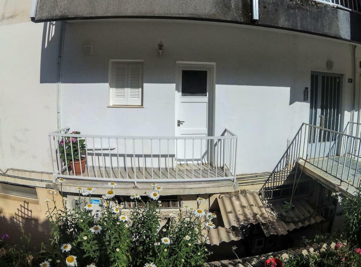 Alexis Apartment Near The Airport Corfu (city) Exterior photo